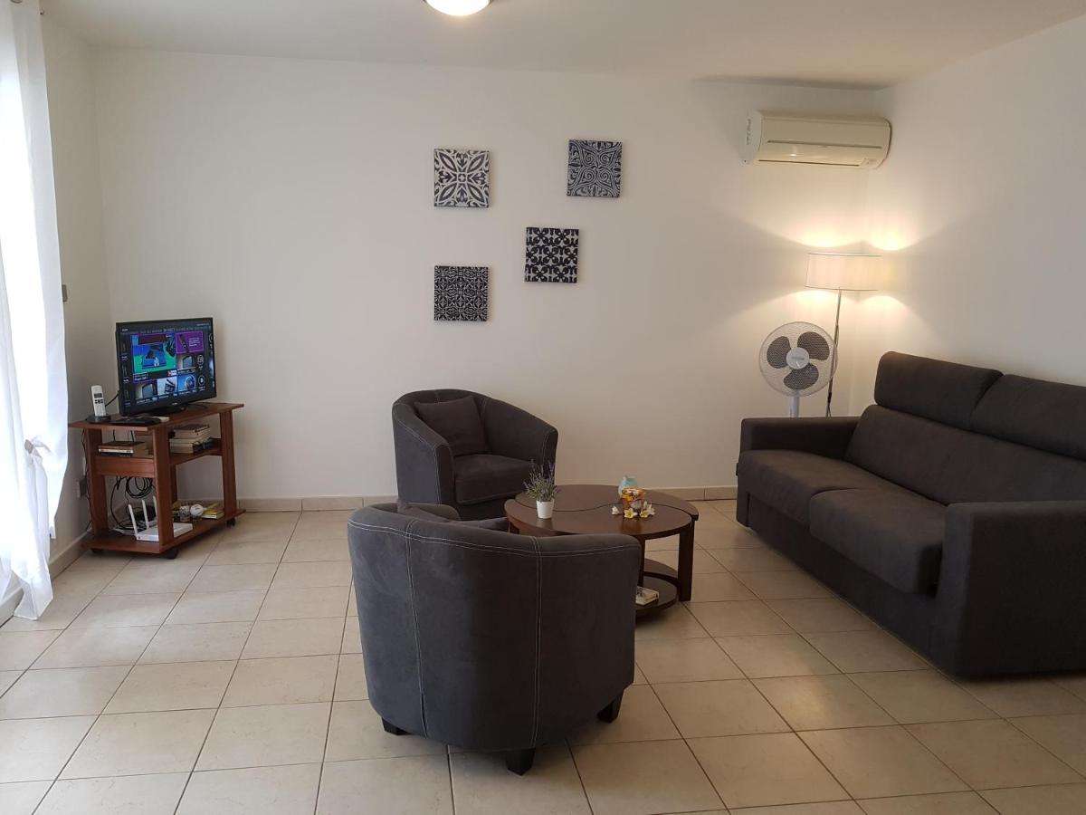 Apartamento La Perle Marine Saint-Leu Exterior foto